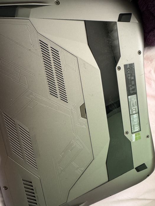 Laptop Asus ROG V752V in stare foarte buna