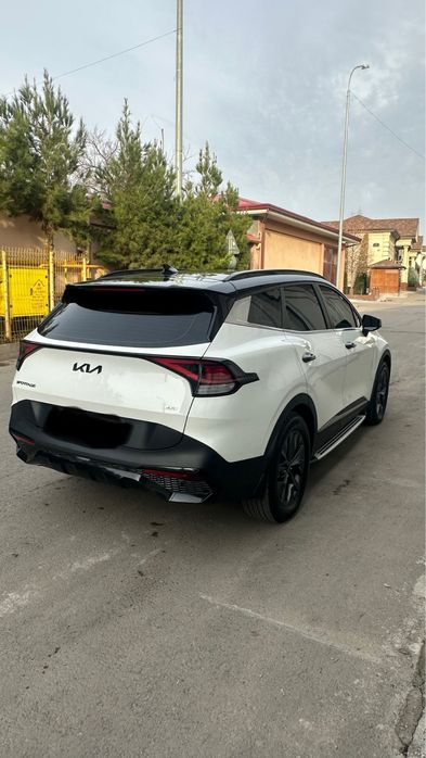 Kia sportage sotiladi