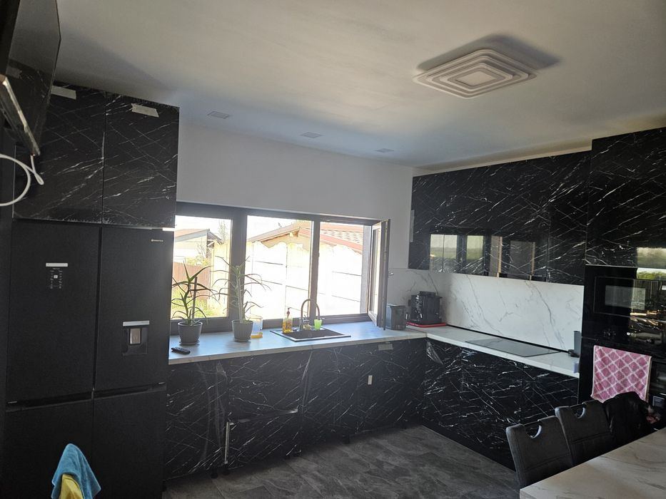 Vând casa nouă  sat.Mandruloc jud. Arad