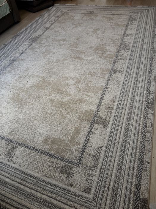 Продам ковер 4*2,4м