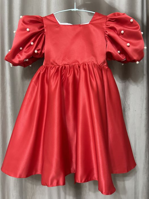 Платье красное для девочки 3-6 лет