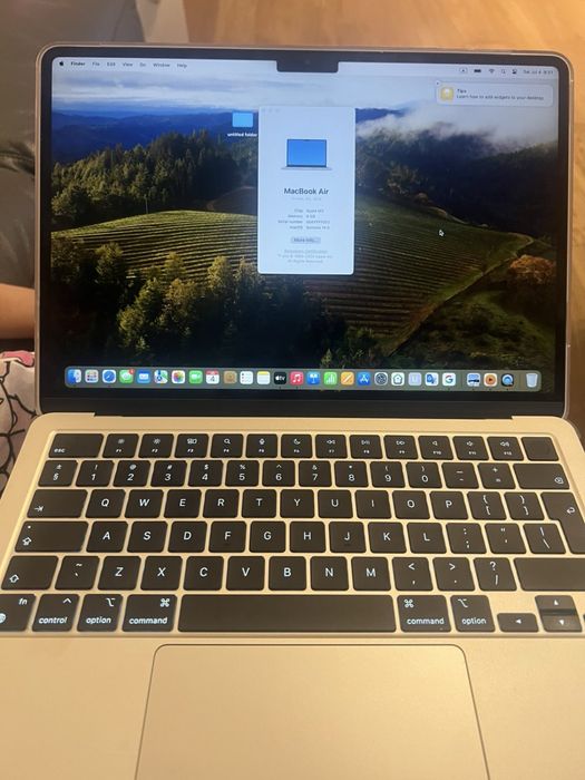 MacBook Air M3 13. Inc,  Space Gray