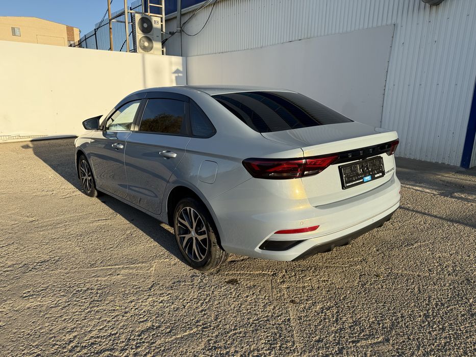 Geely Emgrand 2025