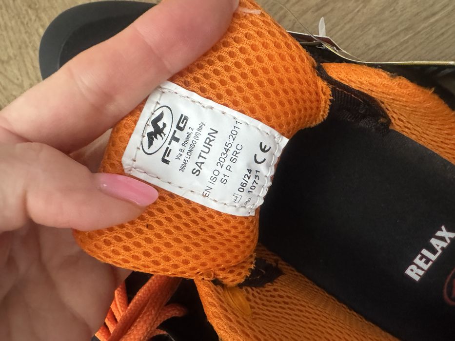 ЧИСТО НОВИ много здрави сейфти обувки за работа, преходи,с подсилено бомбе на пръстите и петата