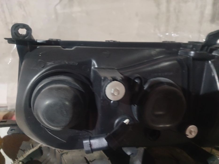 Фары Toyota Land Cruiser 100