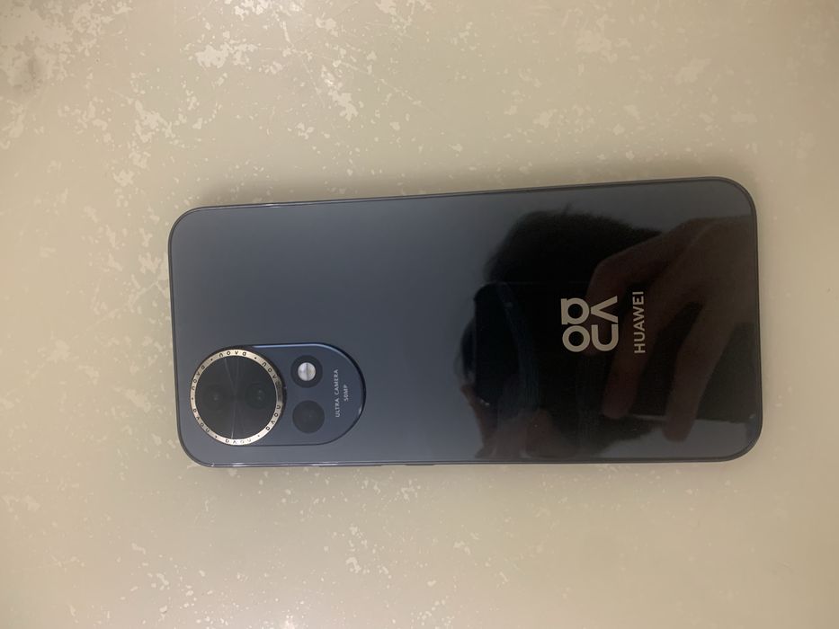 телефон Huawei Nova 13 на 12 ГБ/512 ГБ