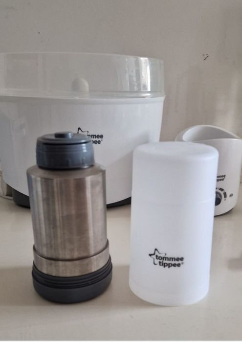 Vând sterilizator set Tommee Tippee