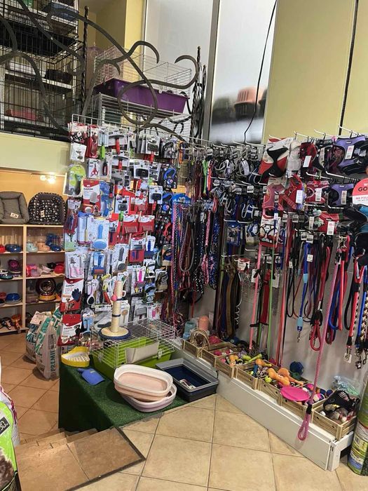 Продава се Магазин в Пловдив, Коматевски възел - 90 кв.м за 204 €/кв.м - Снимка #1