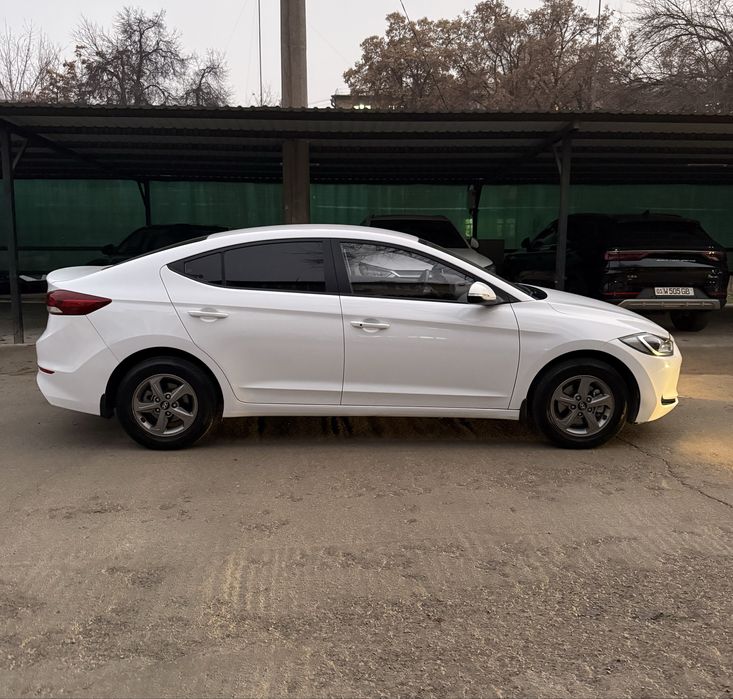 Hyundai Elantra GLS 2017