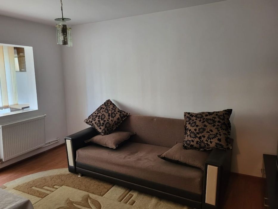 Garsoniera de inchiriat