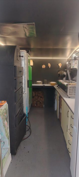 Каравана за бързо хранене