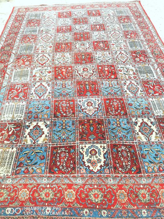 Ръчно Тъкан Оригинален Персийски Вълнен Килим