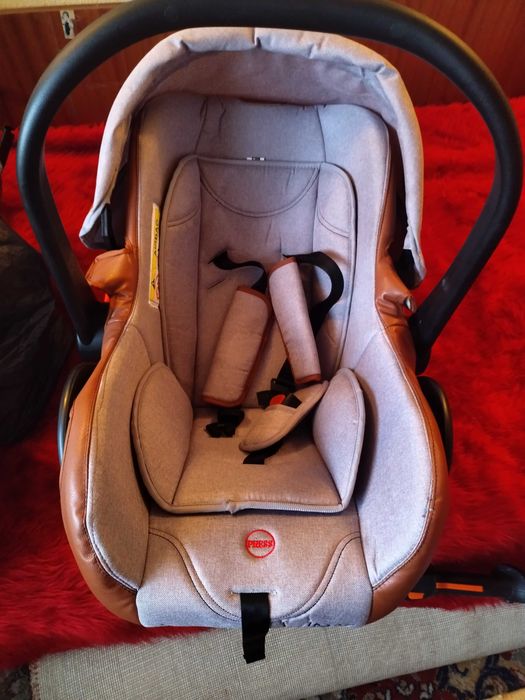 Бебешко столче за кола