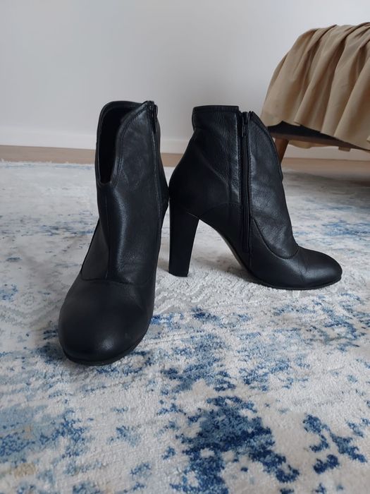 Încălțăminte dama piele naturala.