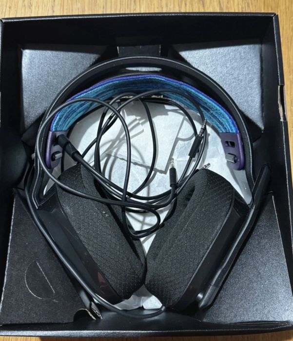 Casti gaming logitech g335 cu fir