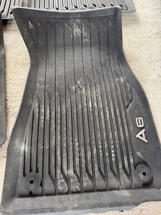 Covorașe cauciuc ORIGINALE Audi a6 c7/c8