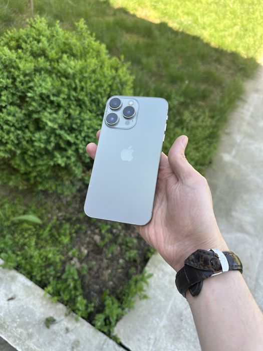 iPhone XR 15 Pro korpusda 128GB