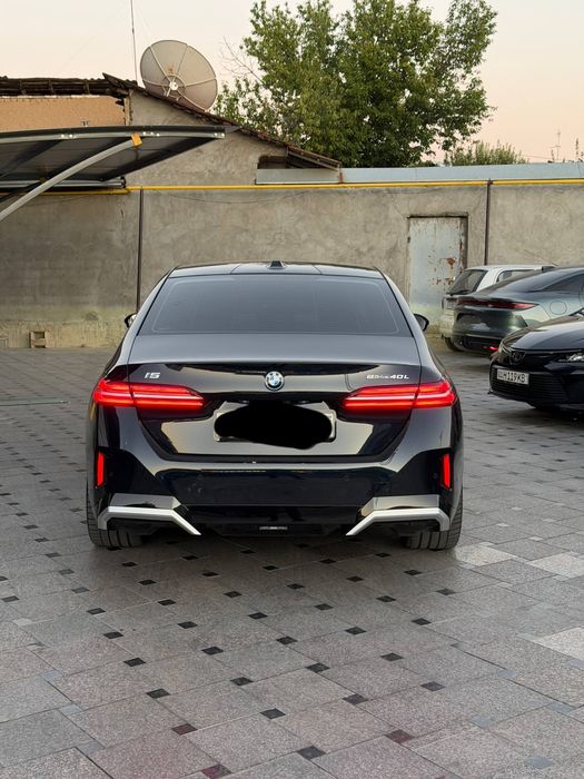 Bmw i5 Edrive40L 713 км Запас хода