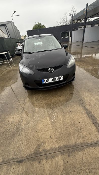 Vand mazda 2 1.3 benzina