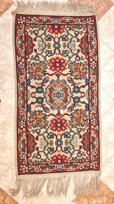 Прекрасен Старинен Оригинален Чипровски Котленски Килим Пътека