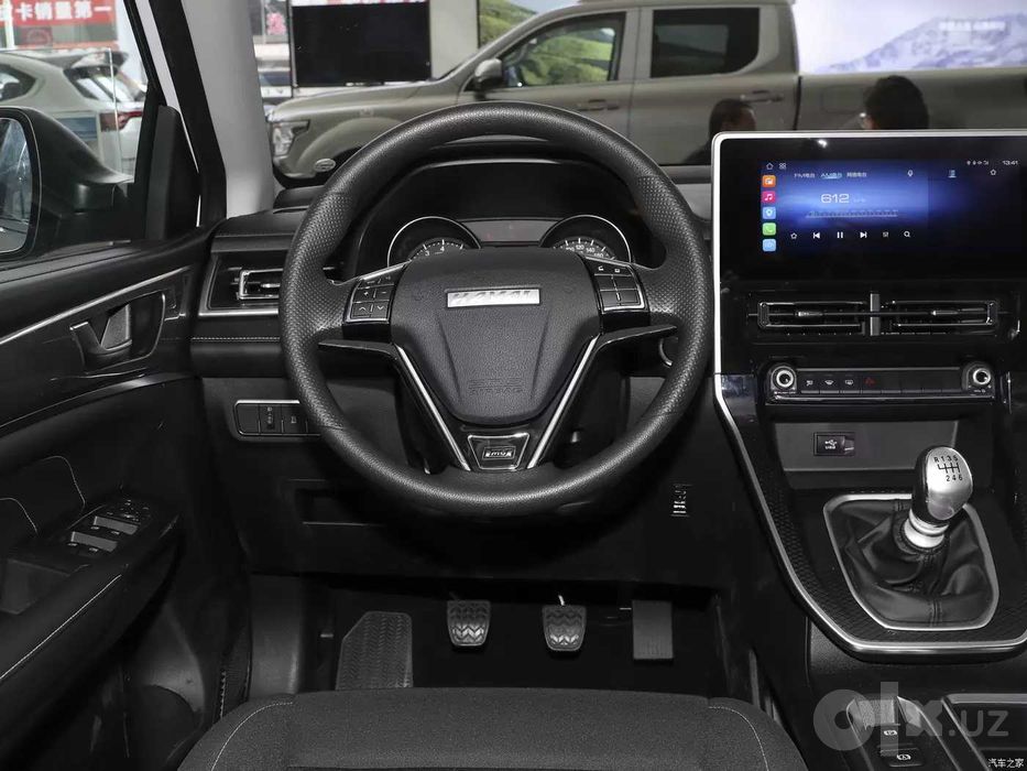 Haval m6 moshinasi sitiladi.