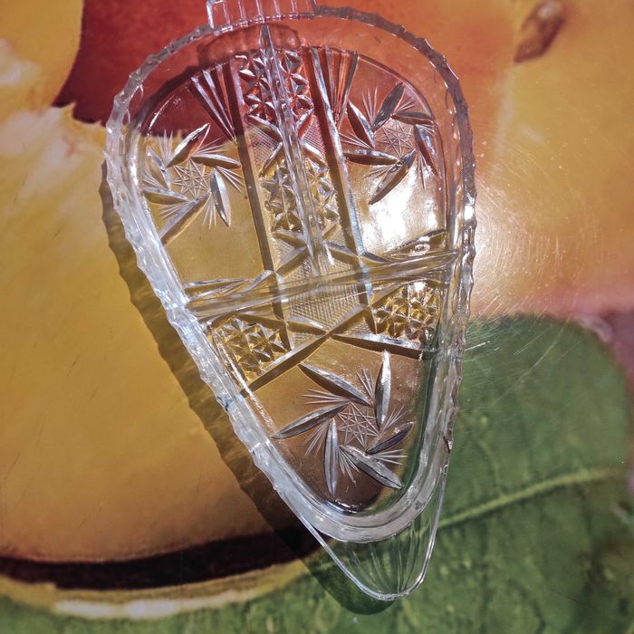 Кристална купа за сервиране