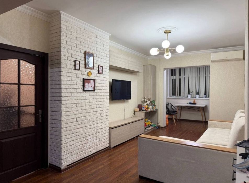 Вторичка, 3в4/4/9, (86м2), Паркентский, ор-р: Перекрёсток Циалковского