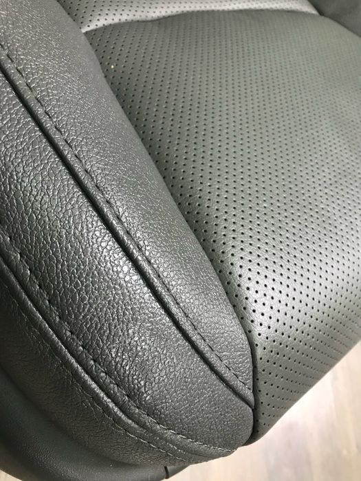 Перетяжка автокресел