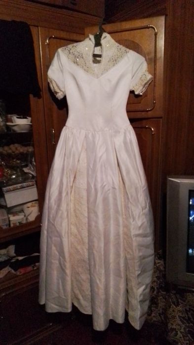 Национальные платья