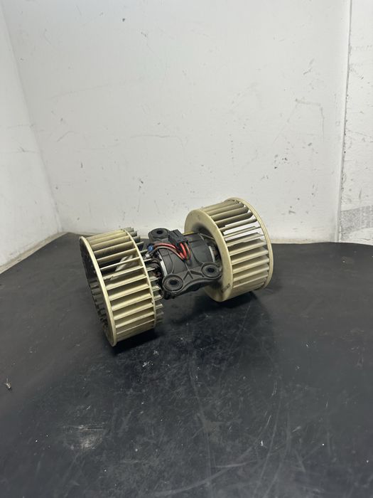Ventilator habitaclu Bmw X5 E53 Seria 5 E39 | 8385558 aeroterma X5 E53