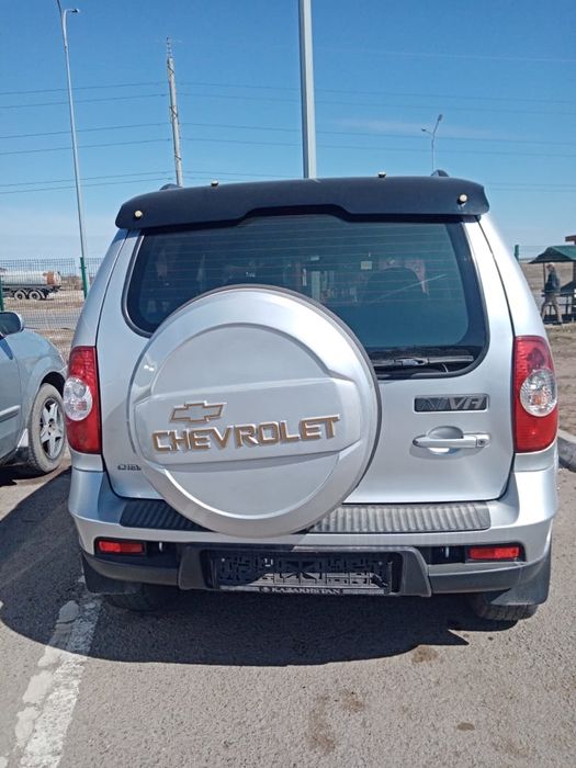 Продам Шевроле Нива 212300