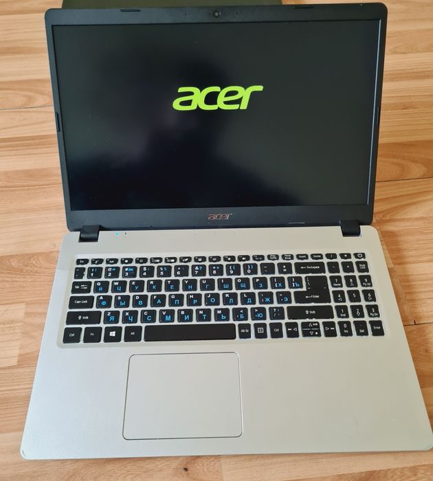 Acer aspire 3 xolati yaxshi 8 ozu
