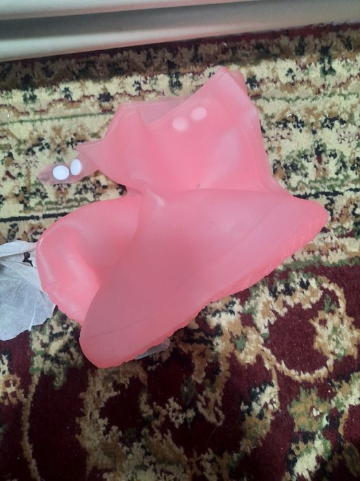 Продам детский дождевик для обуви