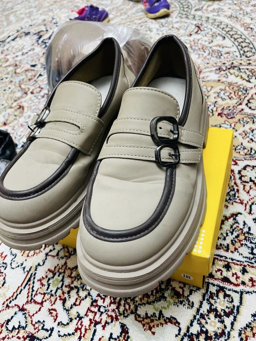 Женская обувь в отличном состоянии