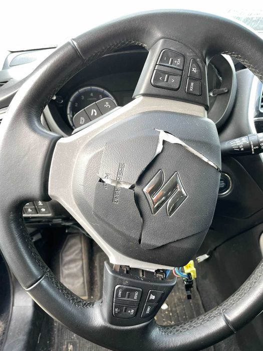 Продавам на Части SUZUKI SX4 S-Cross 1.4 DITC HYBRID ALLGRIP 6AT Турбо