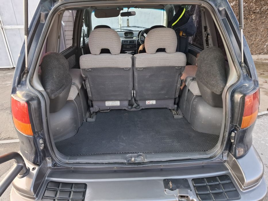 Продам на полном ходу.