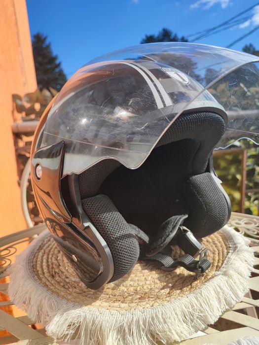 Каска за скутер, тротинетка