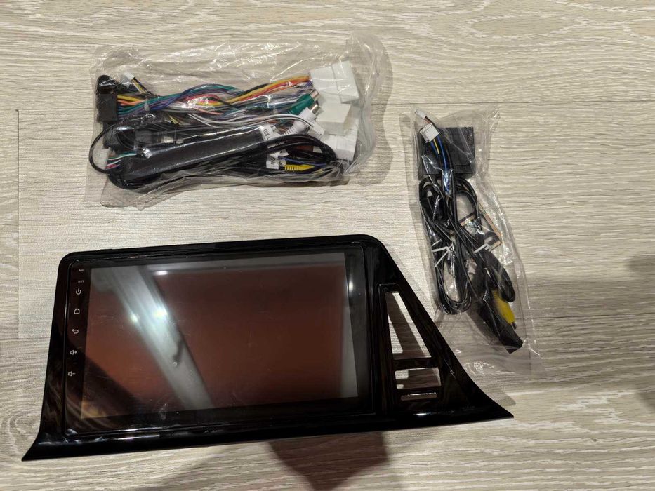 Продавам мултимедия за TOYOTA C-HR