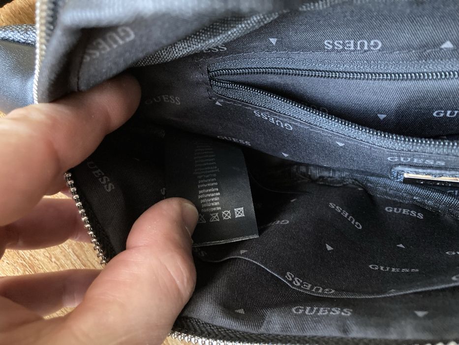 Мъжка оригинална чанта  Guess