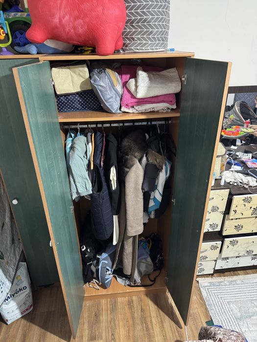 Продаю шкаф в хорошем состояниий