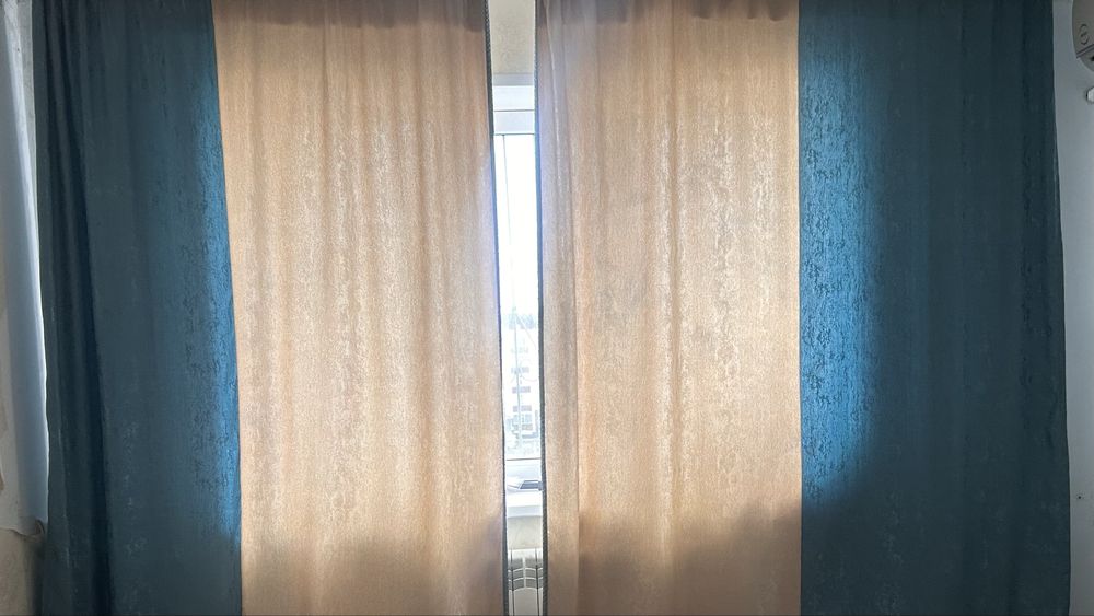 Продам шторы 5000т