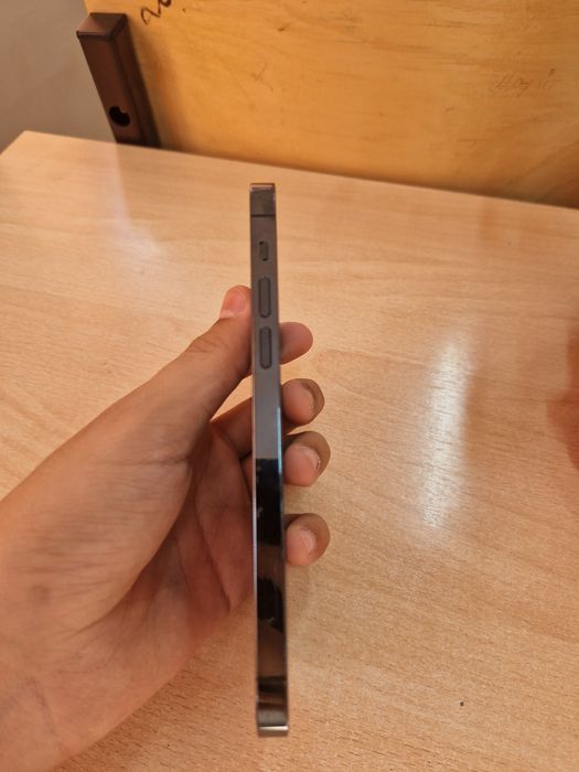 Обменяю айфон 12про