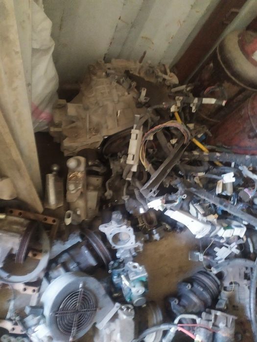 Запчасти на автотранспорт