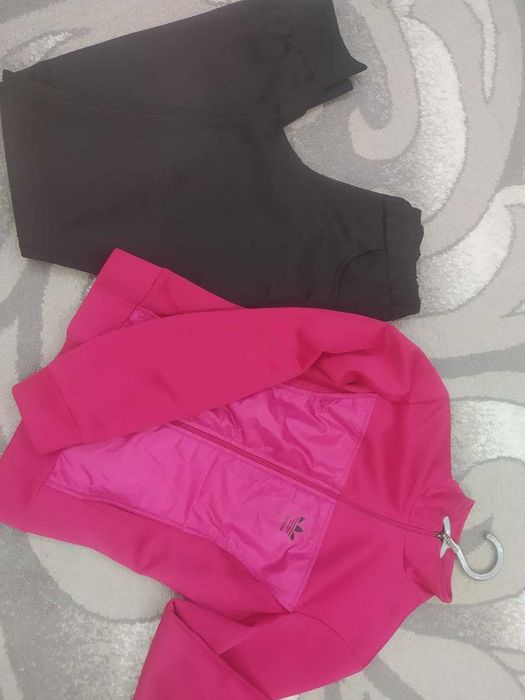 Женская спортивный костюм размер 46-48