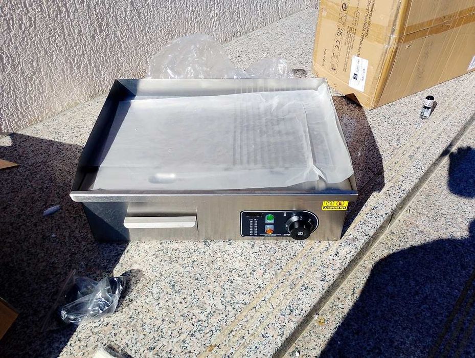 grill gratar plita  inox neted-striat electric putere 3kw 230v  nou