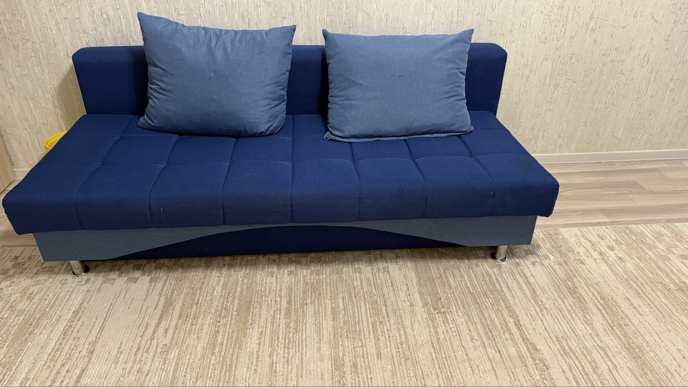 Продам Диван срочно