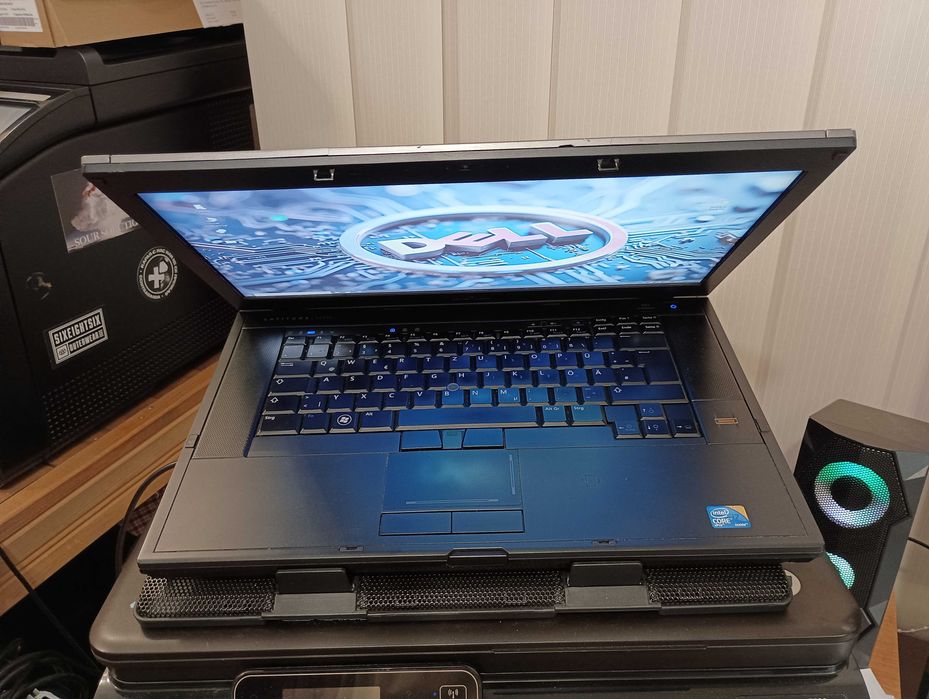Лаптоп Dell Latitude E6510  i7-820QM / 15,6 "