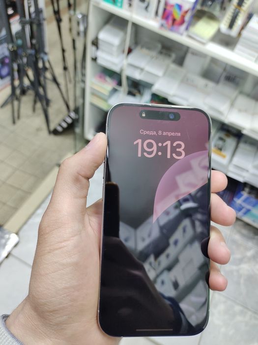 iPhone 15 Pro Zo'r holatda