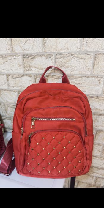 Червена раница - дамска