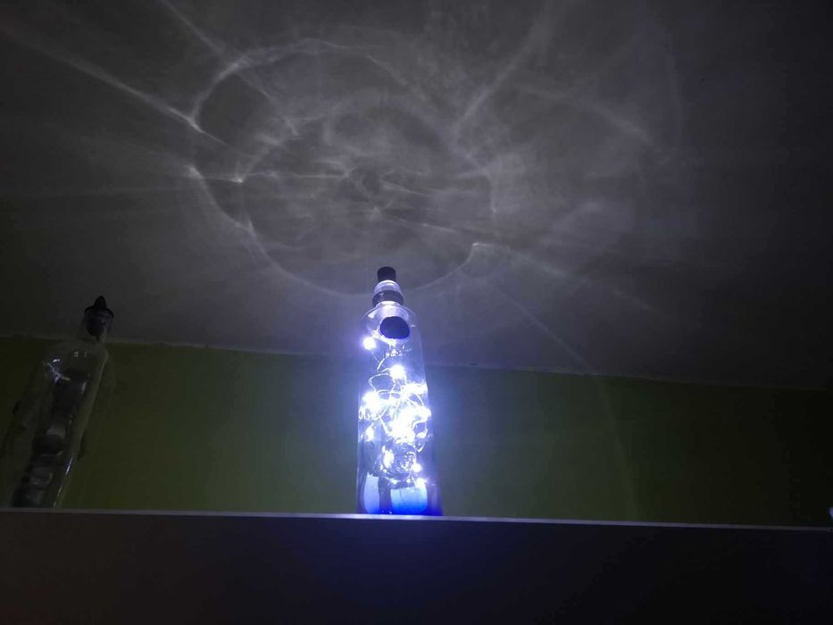 Светещи бутилки за бар, кафе и хотел